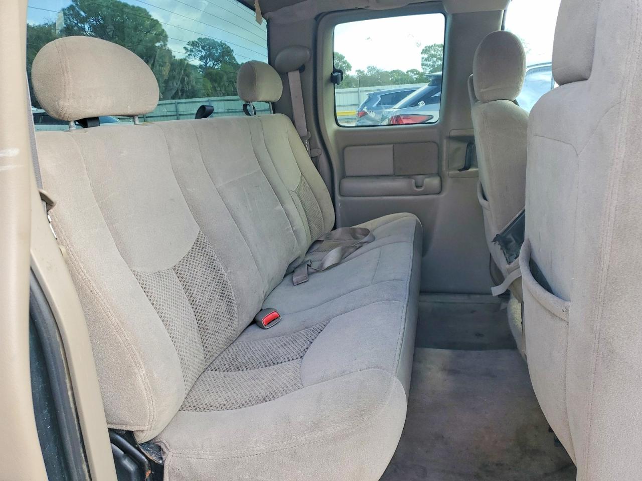2003 CHEVROLET SILVERADO C1500 photo 10