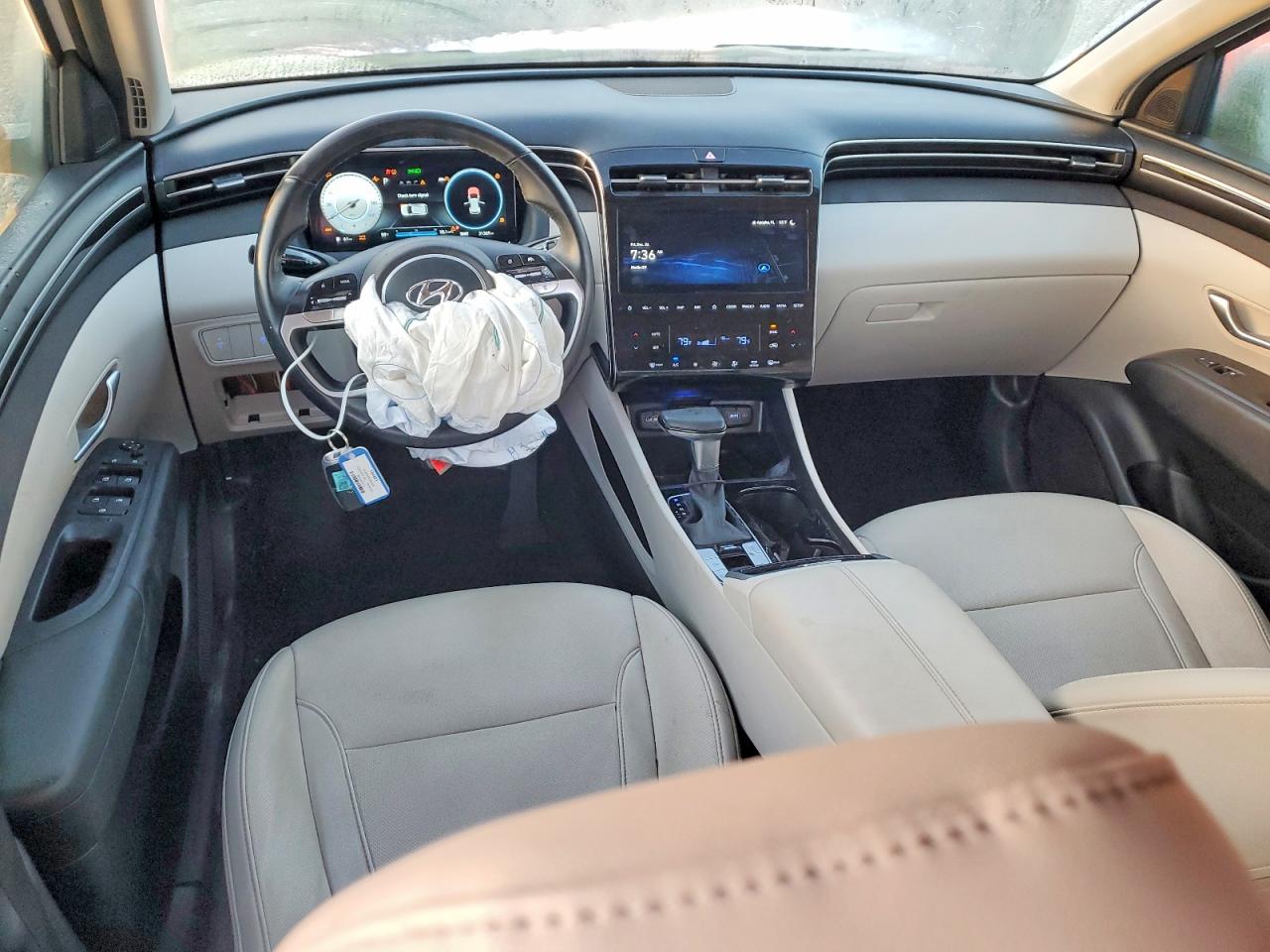 2024 HYUNDAI TUCSON SEL photo 8