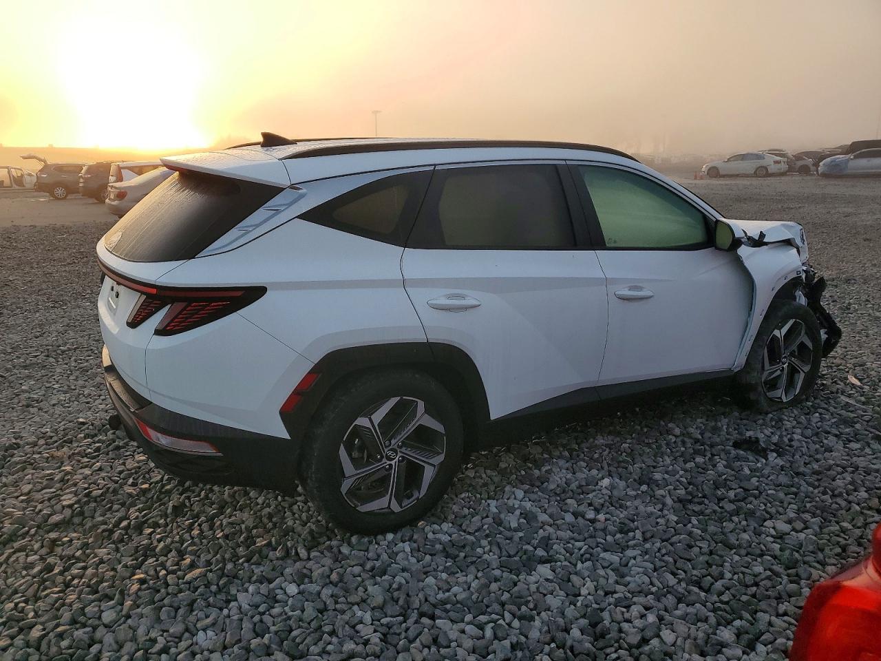 2024 HYUNDAI TUCSON SEL photo 3