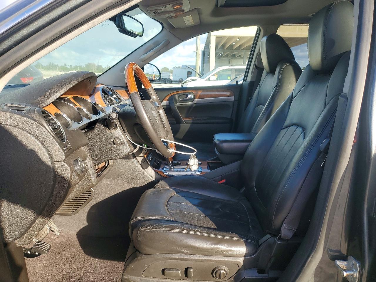 2011 BUICK ENCLAVE CXL photo 19