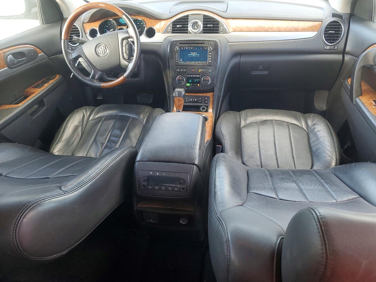 2011 BUICK ENCLAVE CXL photo 22