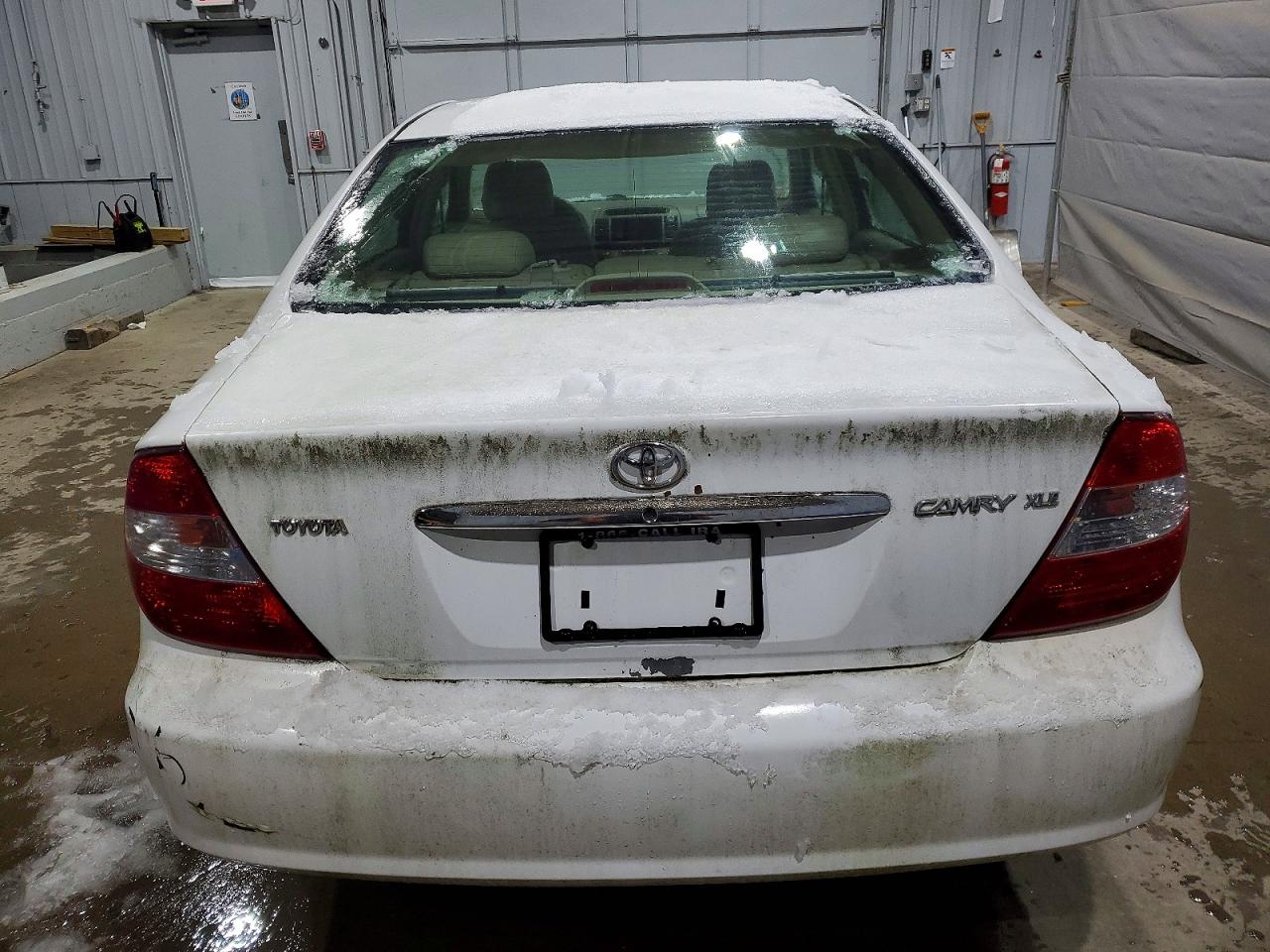 2003 TOYOTA CAMRY photo 16