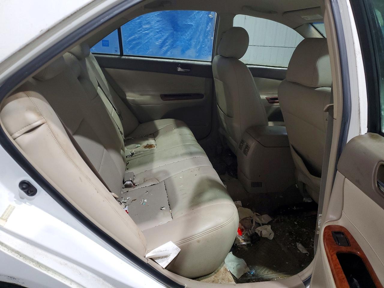 2003 TOYOTA CAMRY photo 28