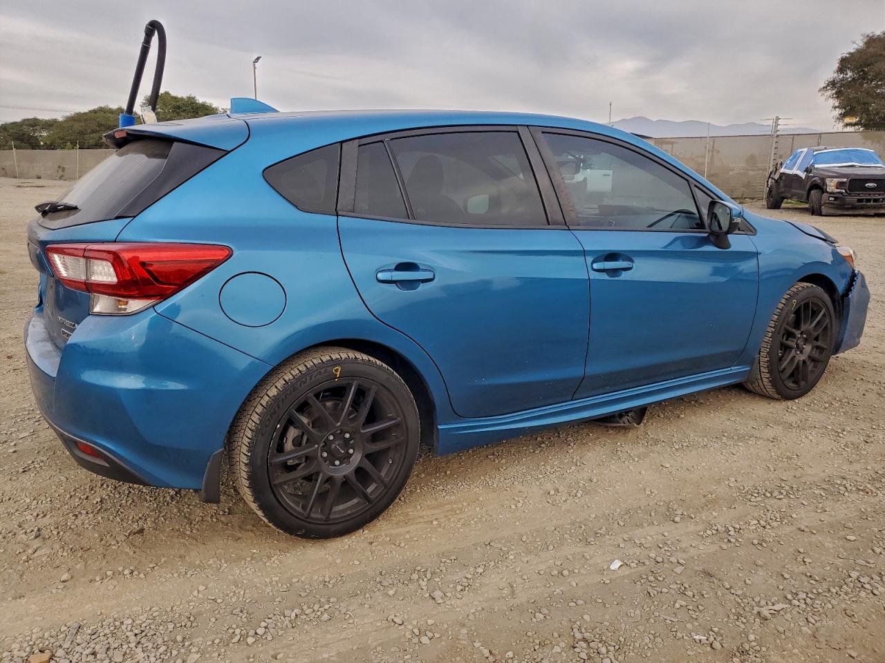 2017 SUBARU IMPREZA SPORT photo 3