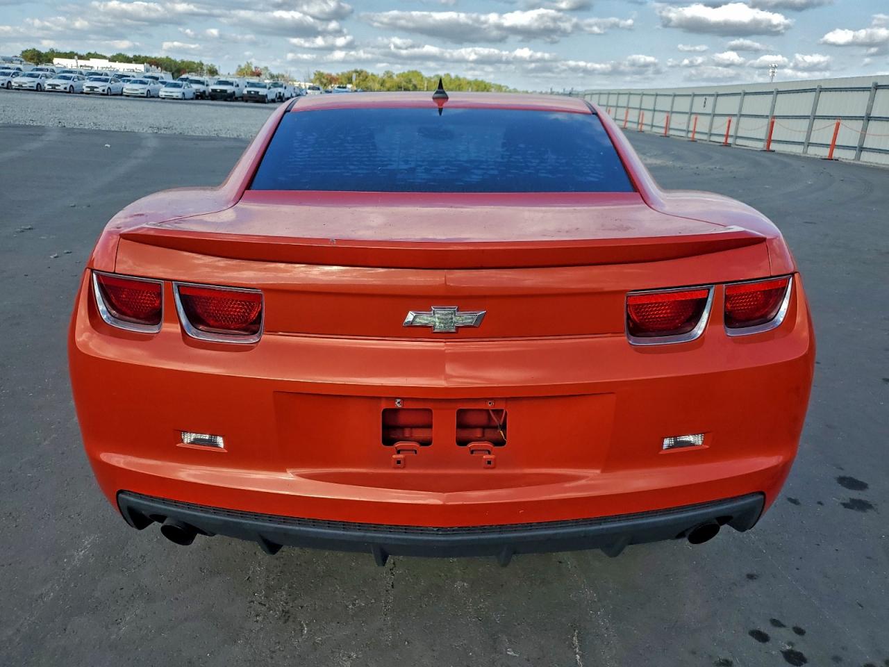 2013 CHEVROLET CAMARO LT photo 6