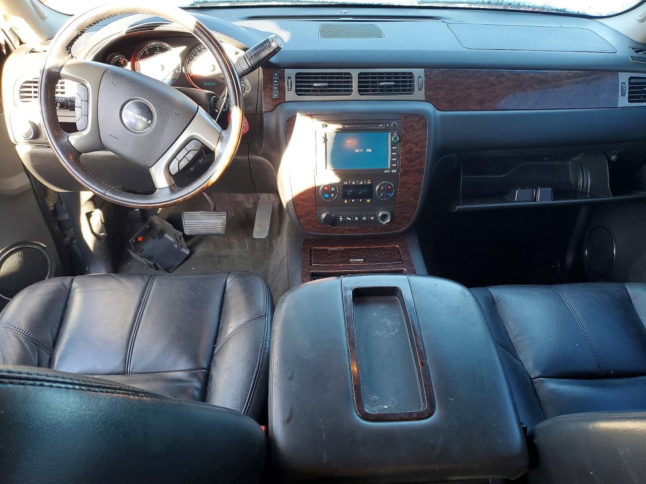 2008 GMC YUKON XL DENALI photo 15
