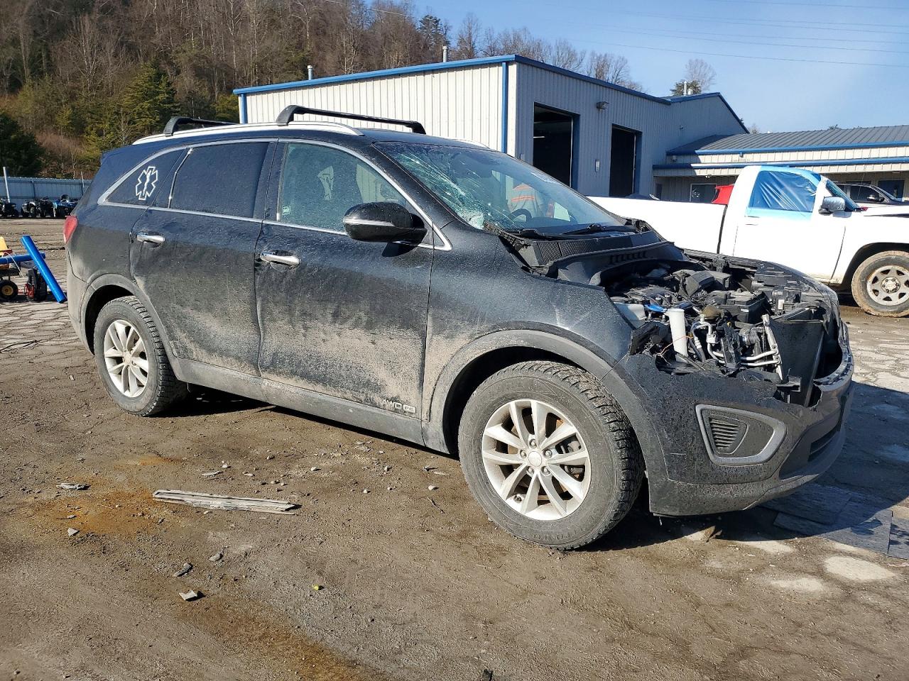 2016 KIA SORENTO LX photo 4