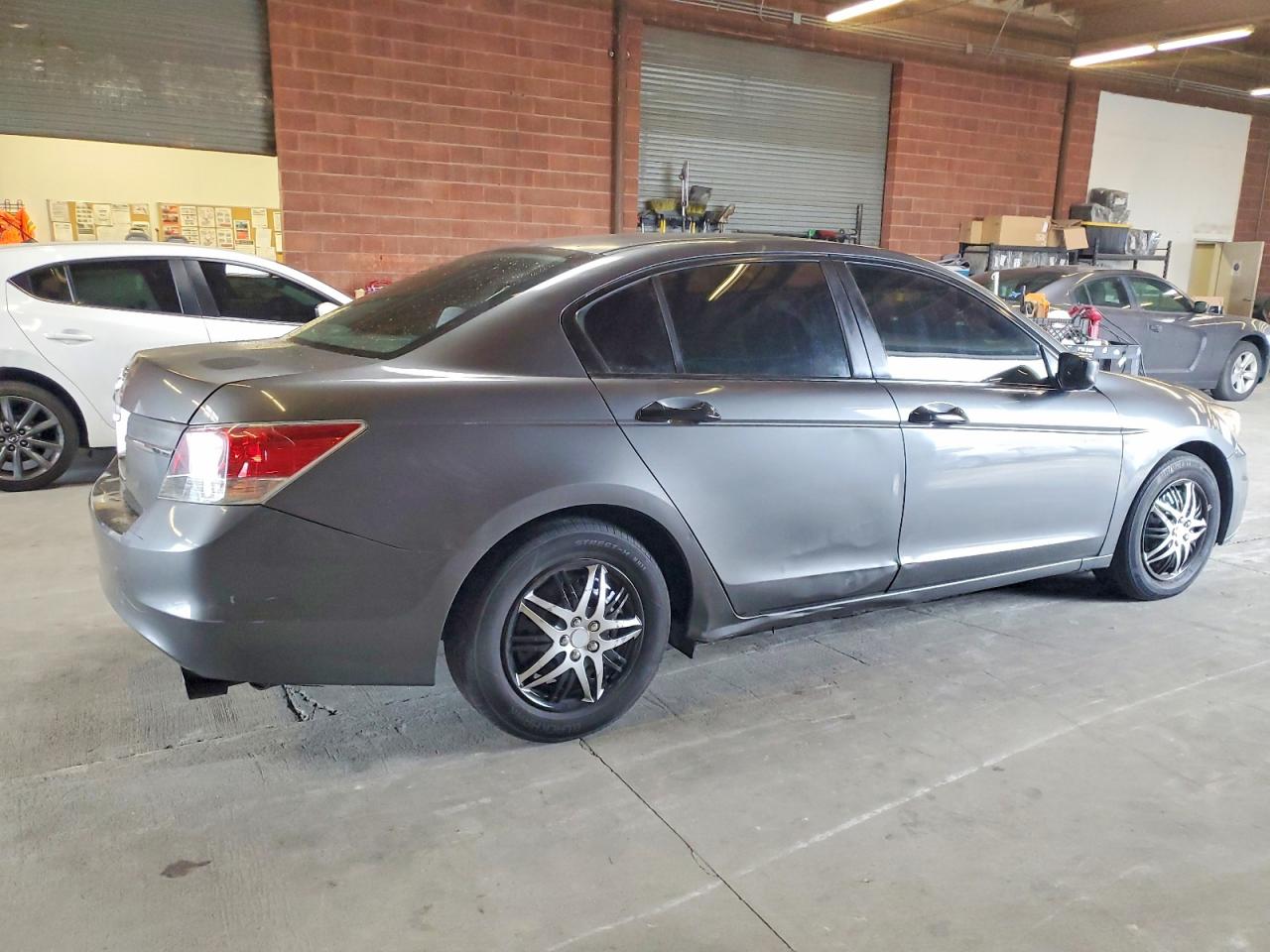 2012 HONDA ACCORD LX photo 5