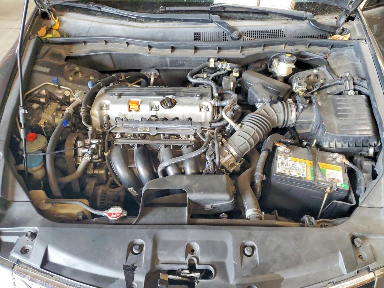 2012 HONDA ACCORD LX photo 21