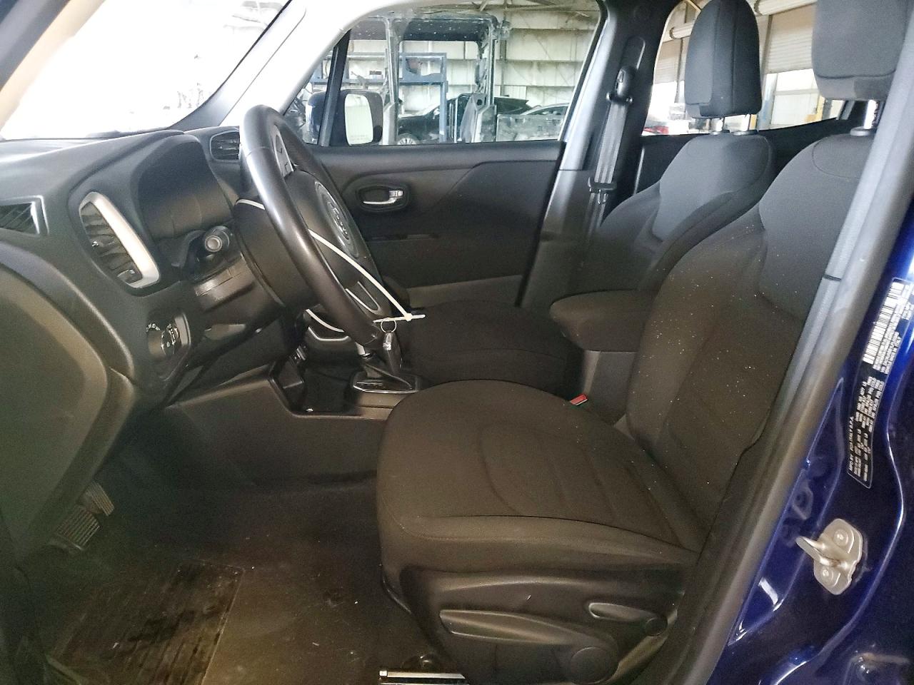 2020 JEEP RENEGADE LATITUDE photo 7