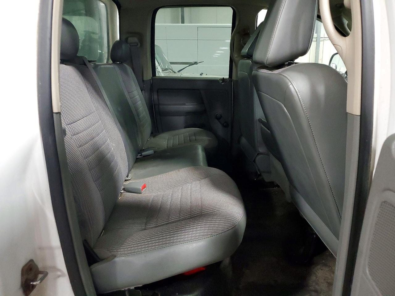 2007 DODGE RAM 1500 ST photo 10
