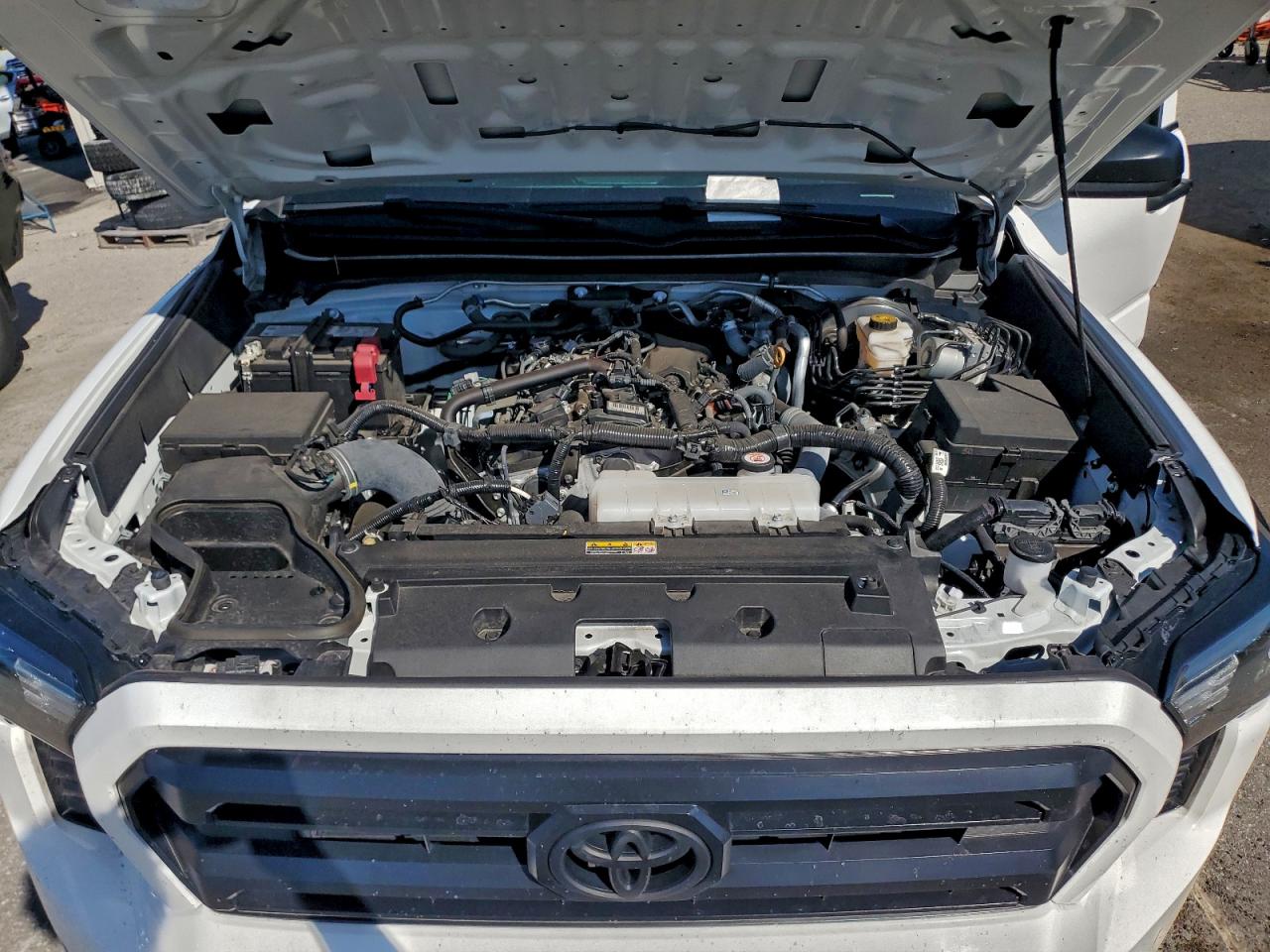 2024 TOYOTA TACOMA DOUBLE CAB photo 31