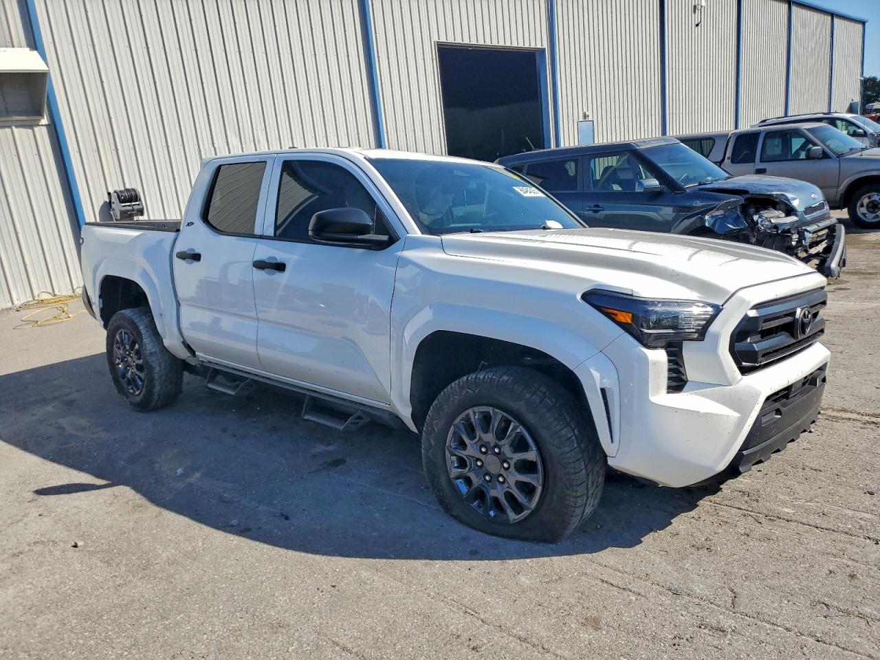 2024 TOYOTA TACOMA DOUBLE CAB photo 10