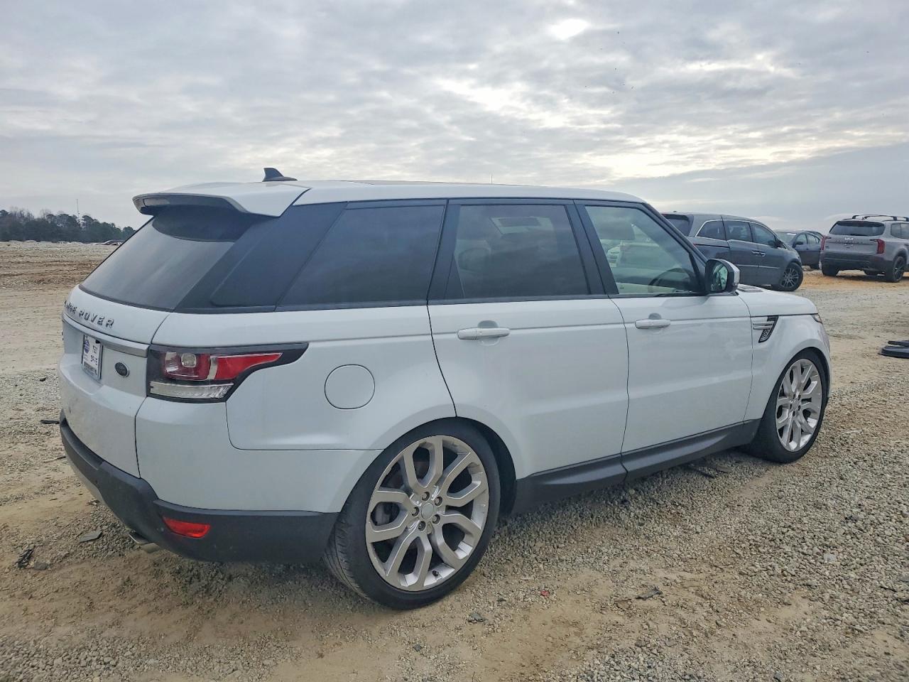 2016 LAND ROVER RANGE ROVER SPORT HSE photo 5