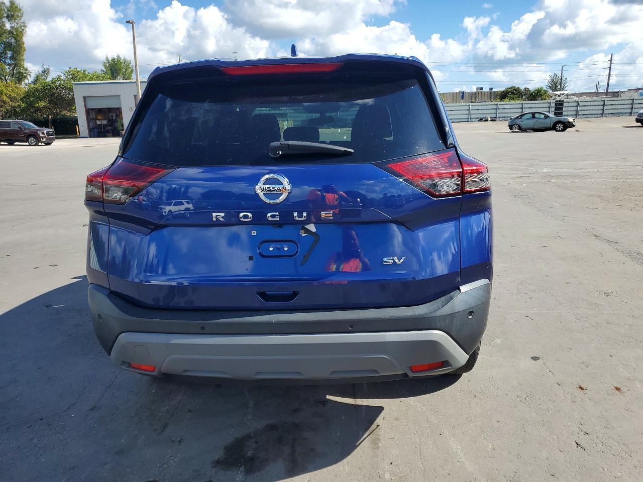 2021 NISSAN ROGUE SV photo 6