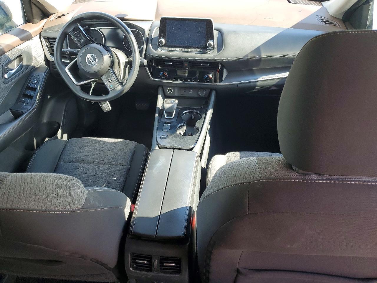 2021 NISSAN ROGUE SV photo 8