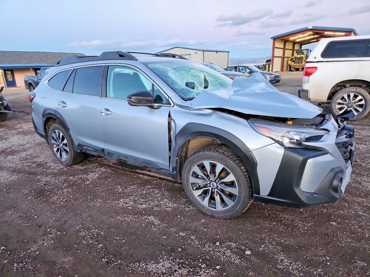 2023 SUBARU OUTBACK LIMITED photo 4
