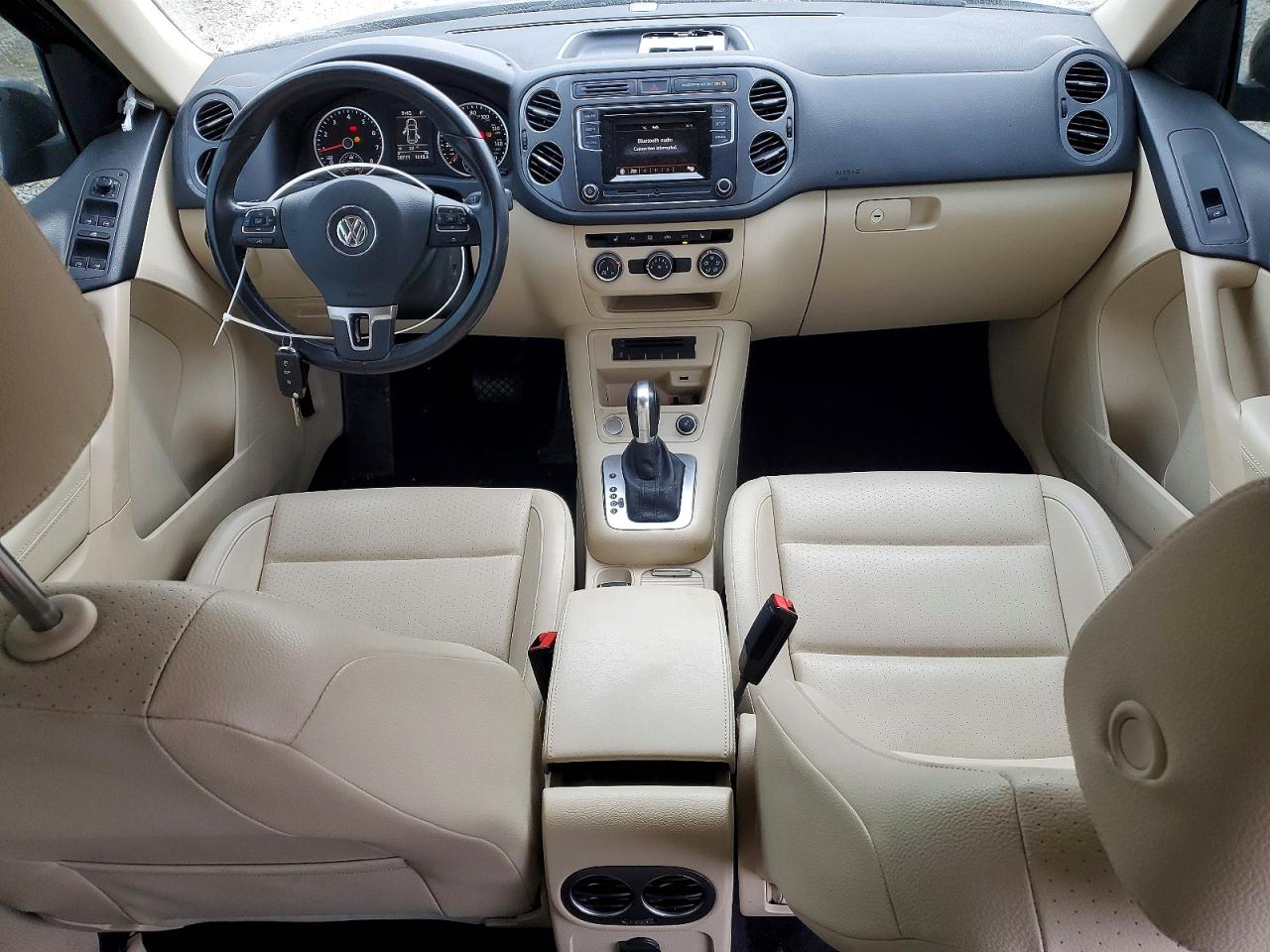 2016 VOLKSWAGEN TIGUAN S photo 8
