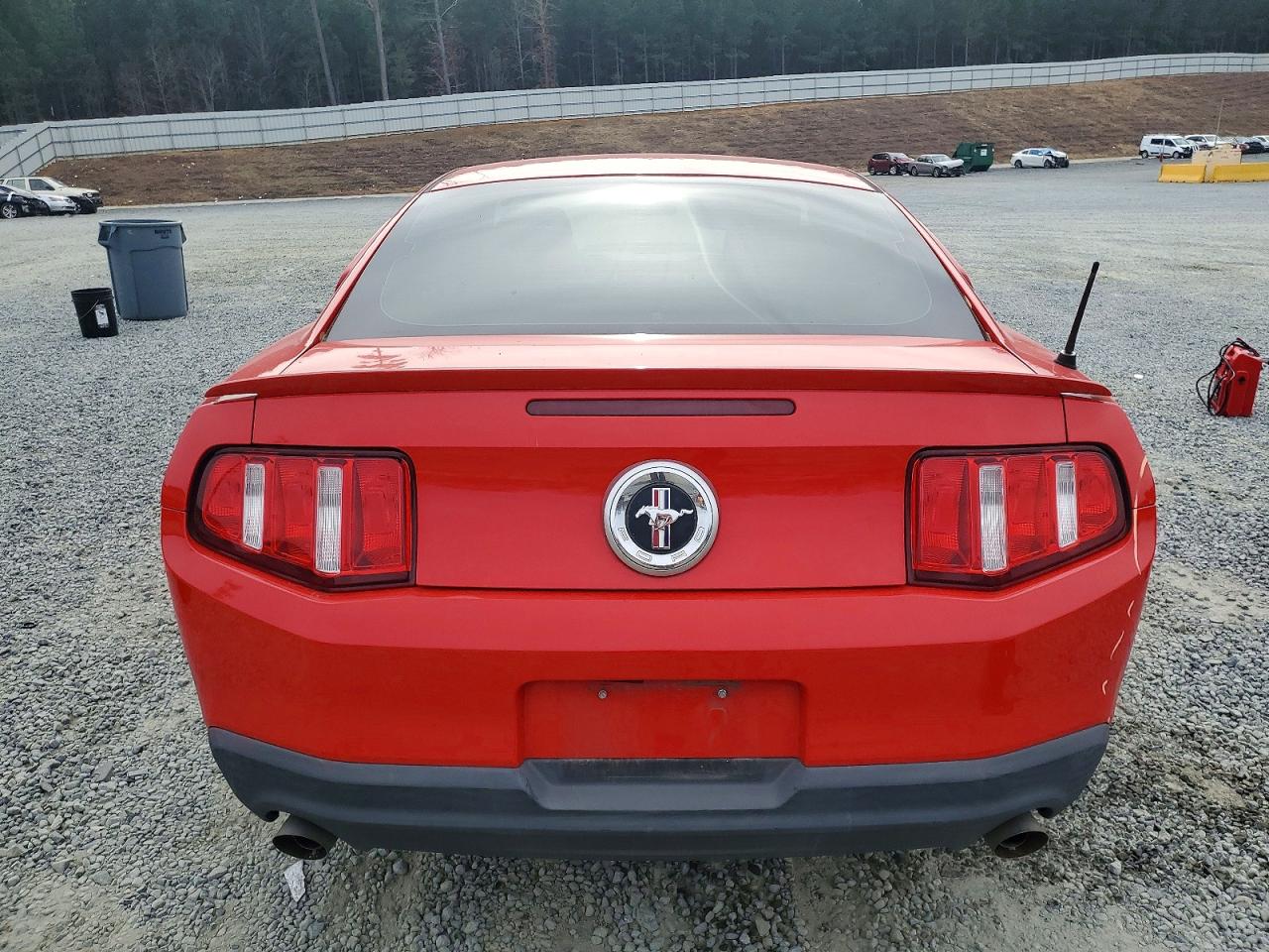 2012 FORD MUSTANG photo 6