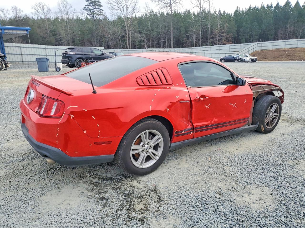 2012 FORD MUSTANG photo 3