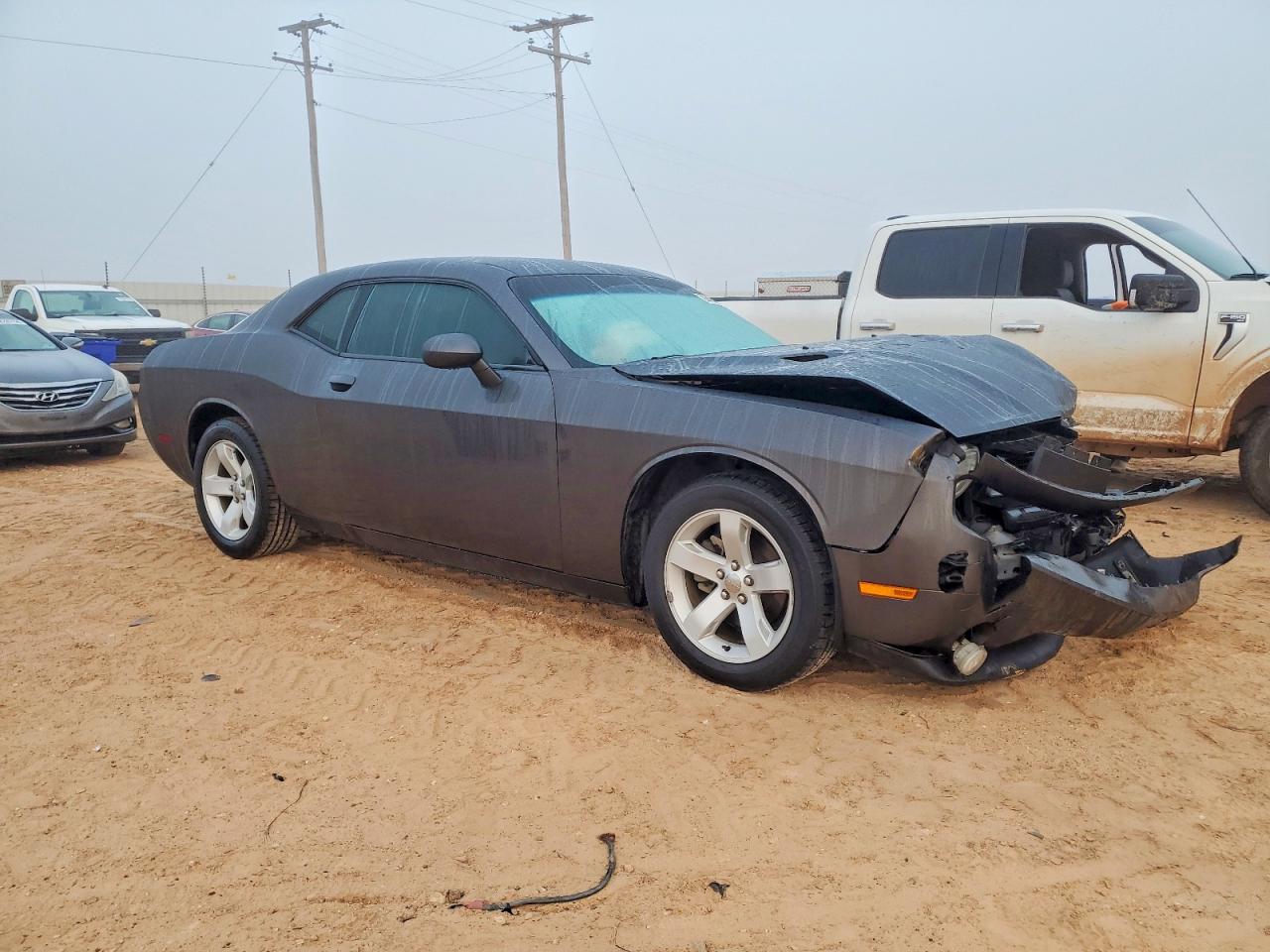 2013 DODGE CHALLENGER SXT photo 4