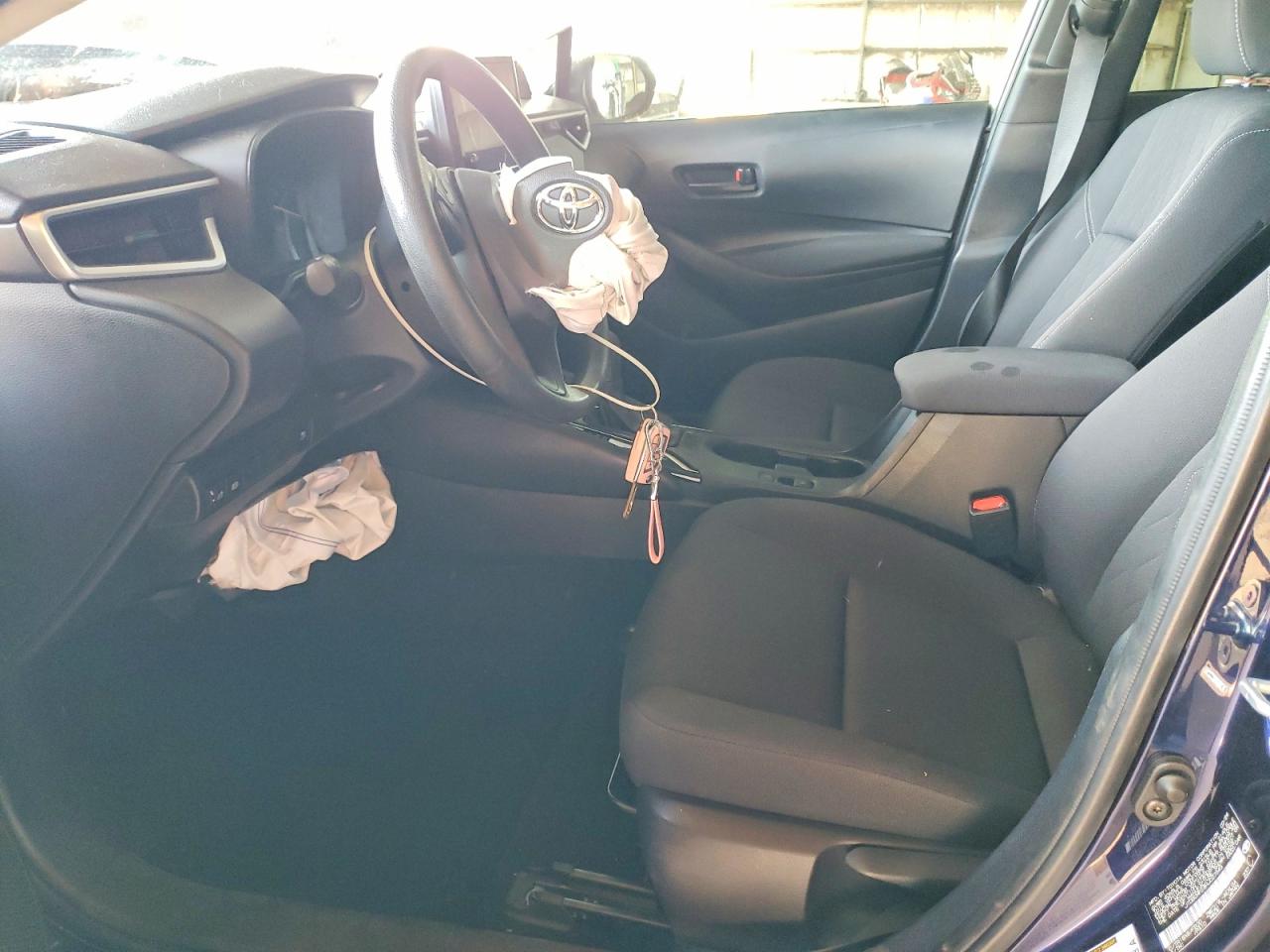 2024 TOYOTA COROLLA LE photo 7