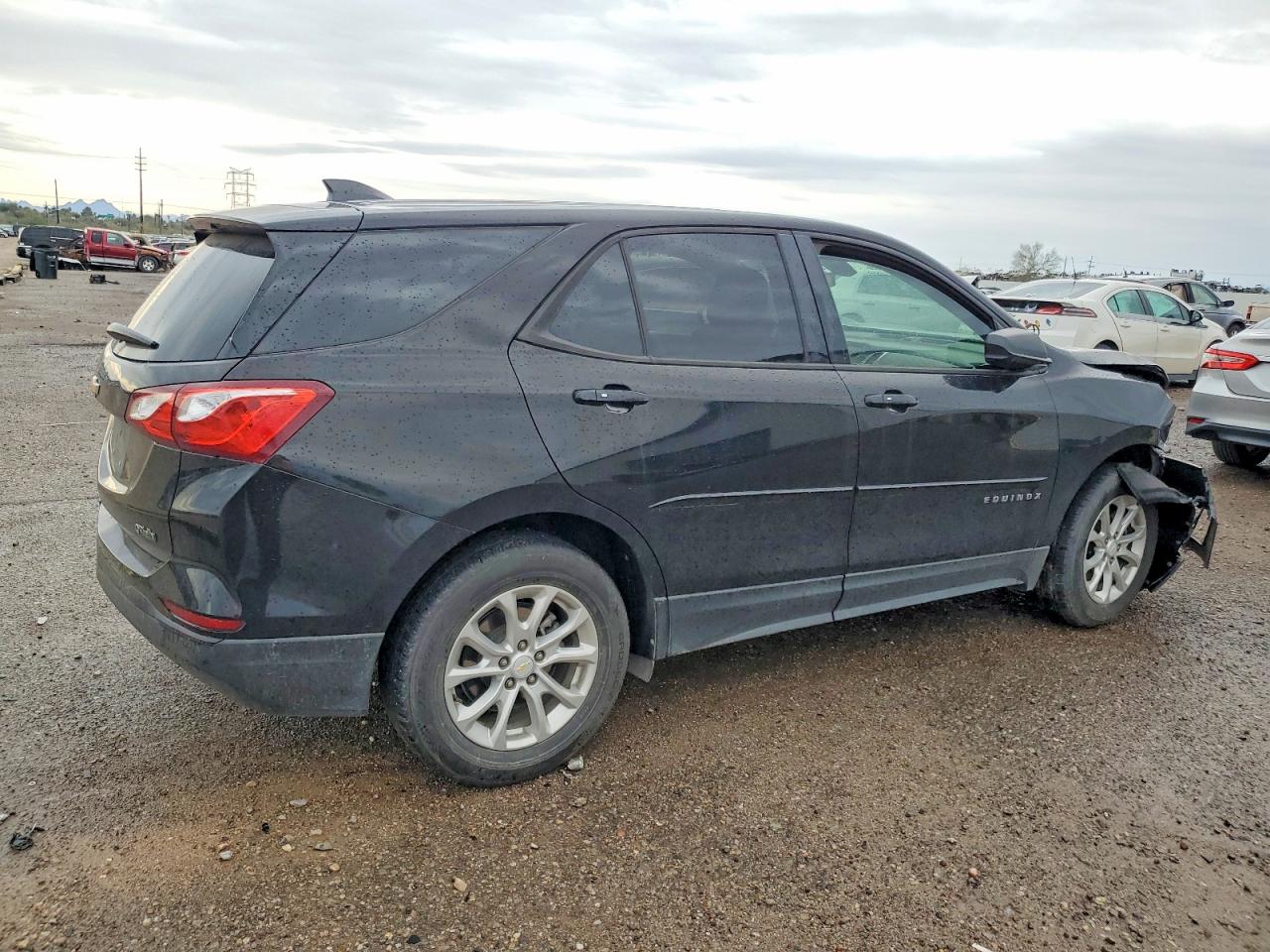 2019 CHEVROLET EQUINOX LS photo 3