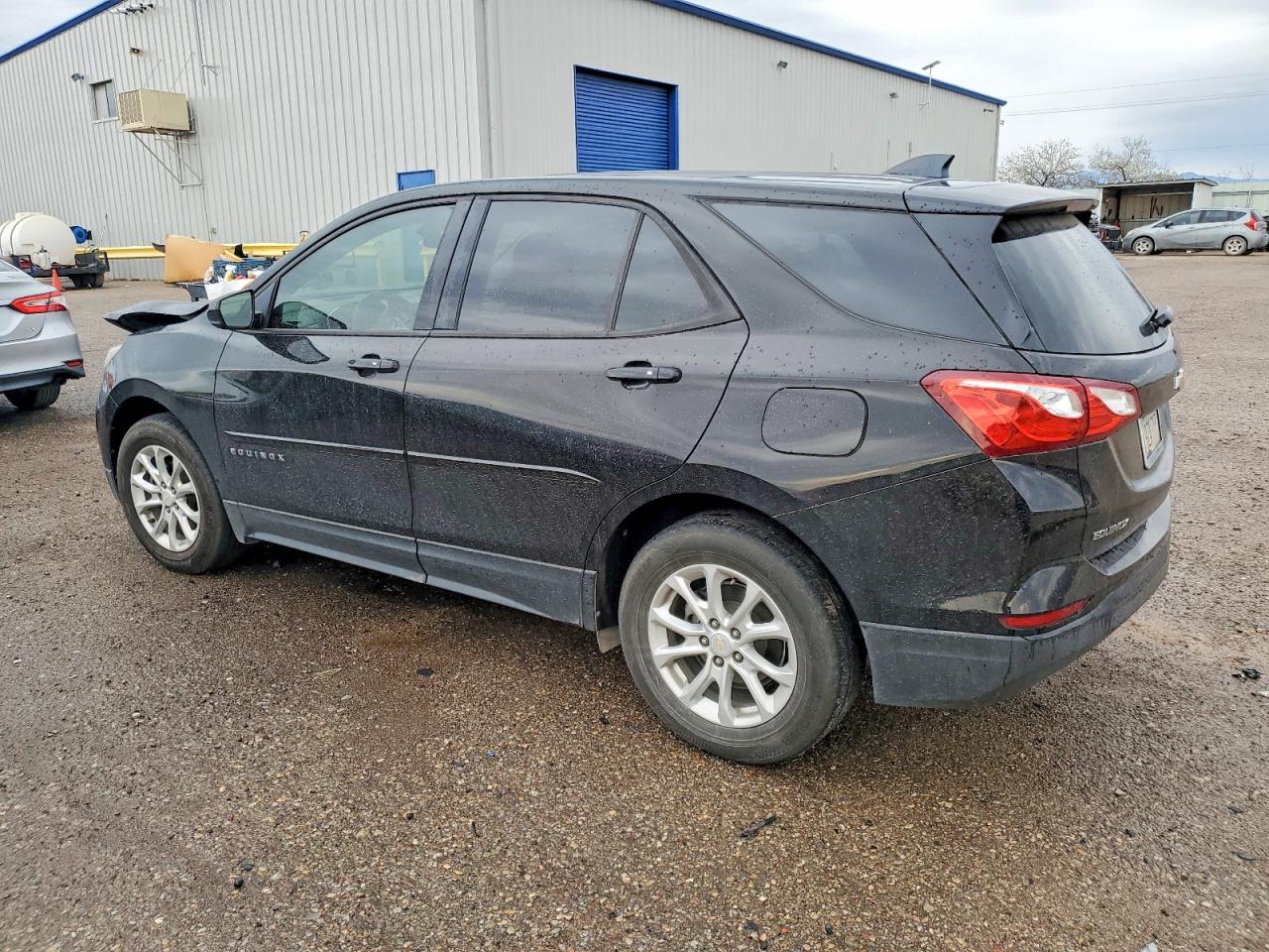 2019 CHEVROLET EQUINOX LS photo 2