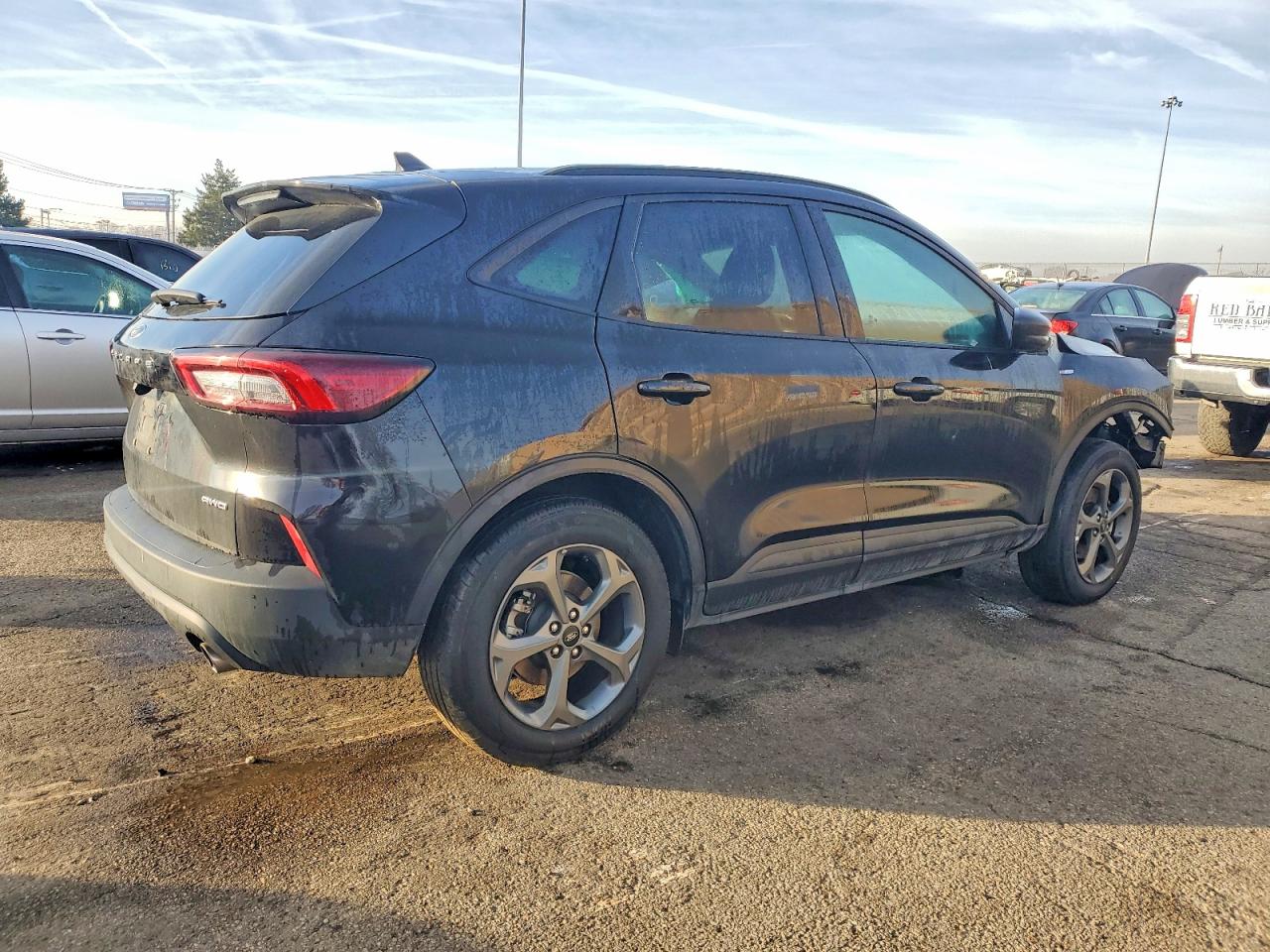 2025 FORD ESCAPE ST LINE photo 3