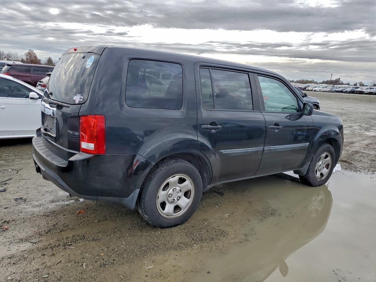 2012 HONDA PILOT LX photo 3