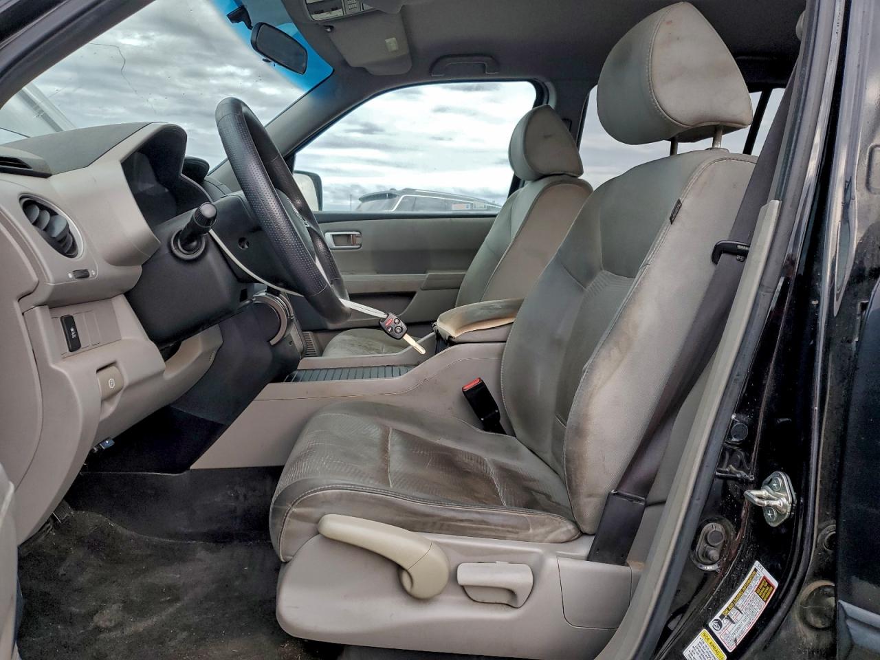 2012 HONDA PILOT LX photo 7
