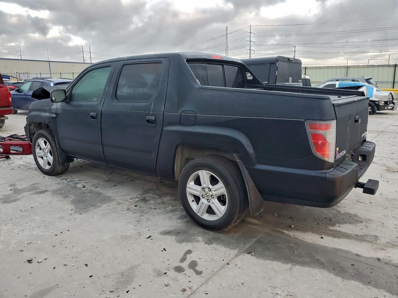 2012 HONDA RIDGELINE RTL photo 2