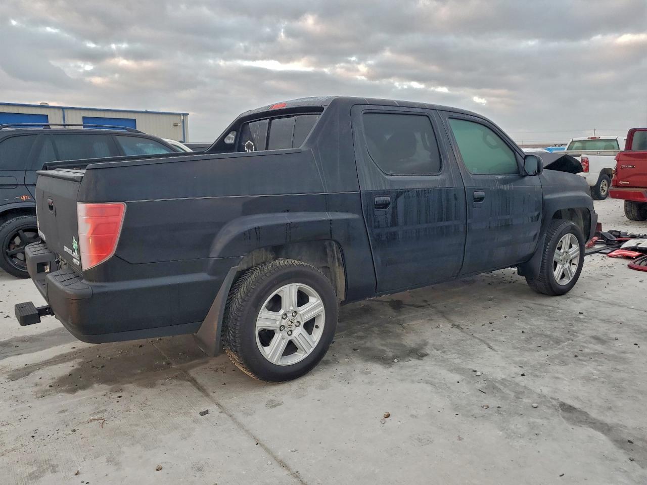 2012 HONDA RIDGELINE RTL photo 3