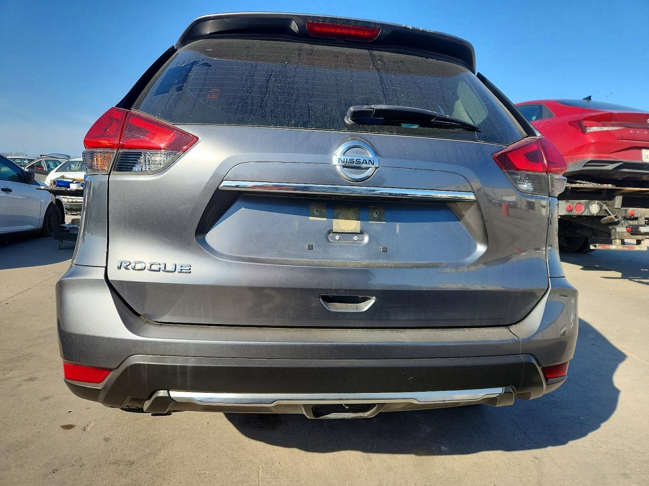 2019 NISSAN ROGUE S photo 6