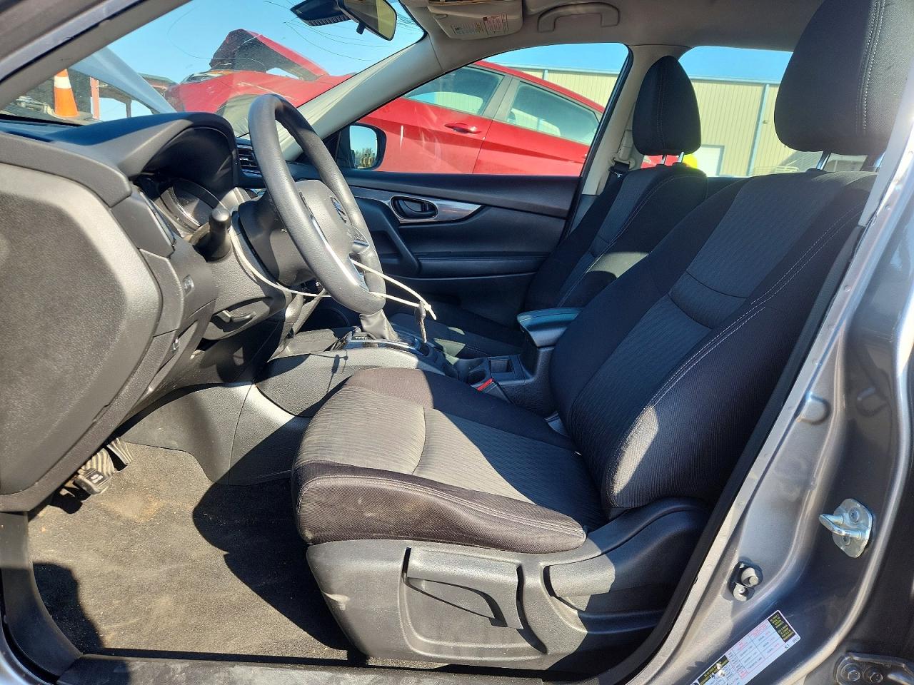 2019 NISSAN ROGUE S photo 7