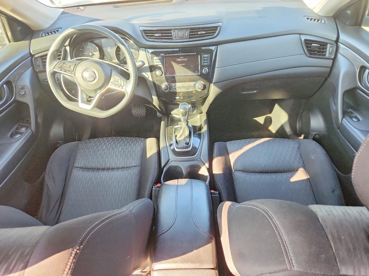2019 NISSAN ROGUE S photo 8