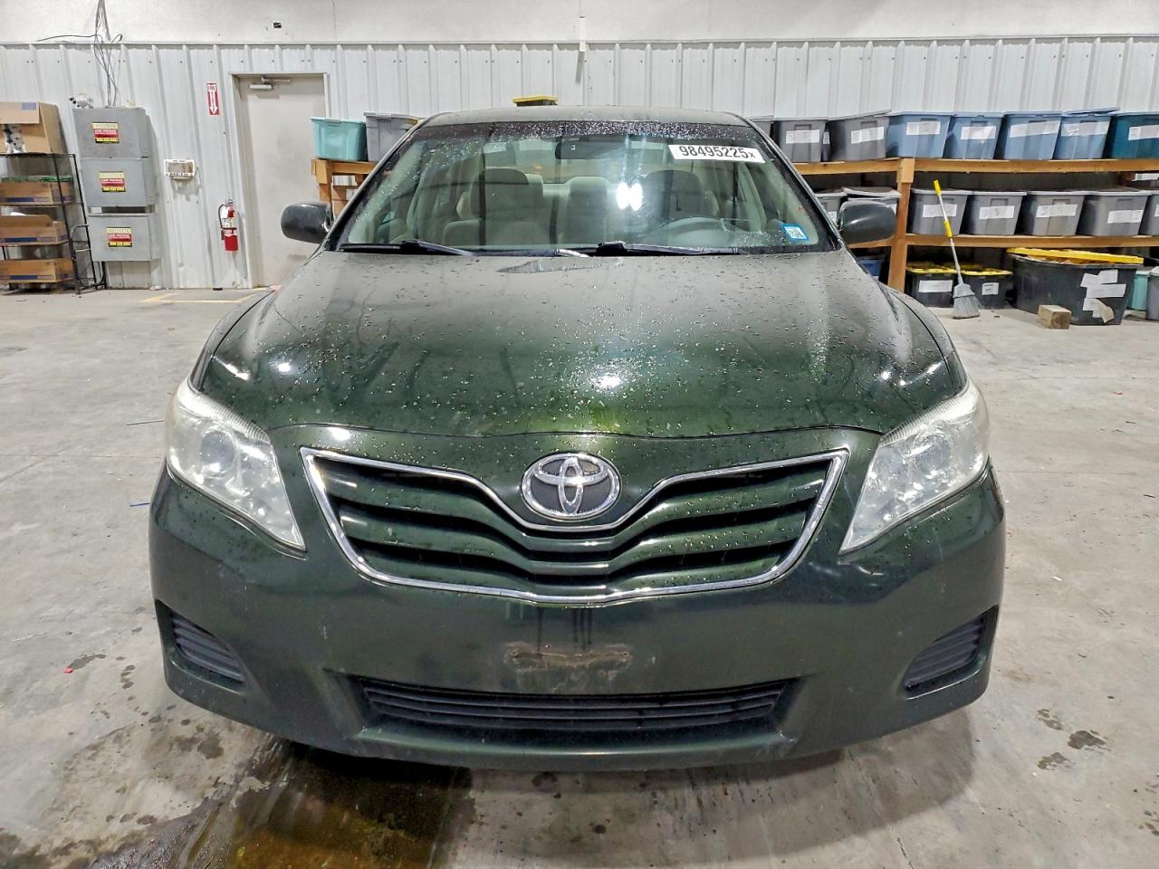 2010 TOYOTA CAMRY BASE photo 5