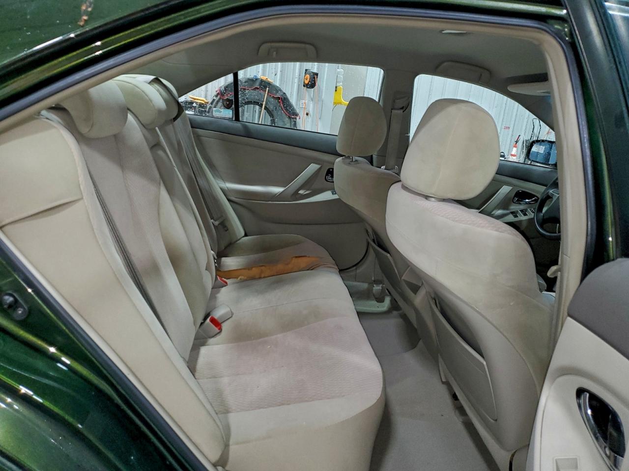 2010 TOYOTA CAMRY BASE photo 10