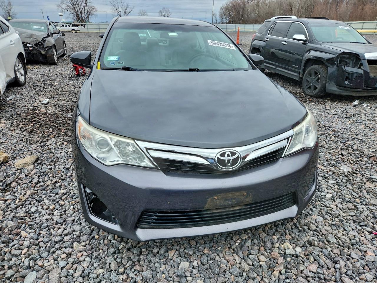 2014 TOYOTA CAMRY photo 5