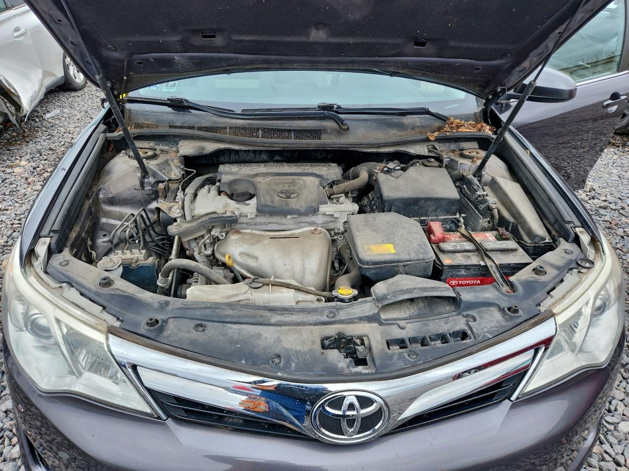 2014 TOYOTA CAMRY photo 11