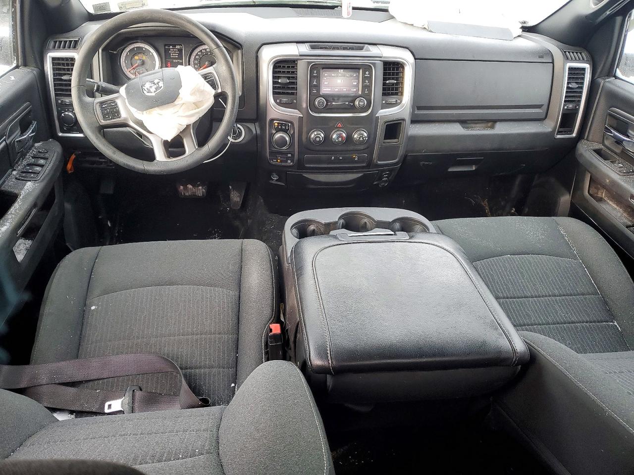 2021 RAM 1500 CLASSIC SLT photo 15