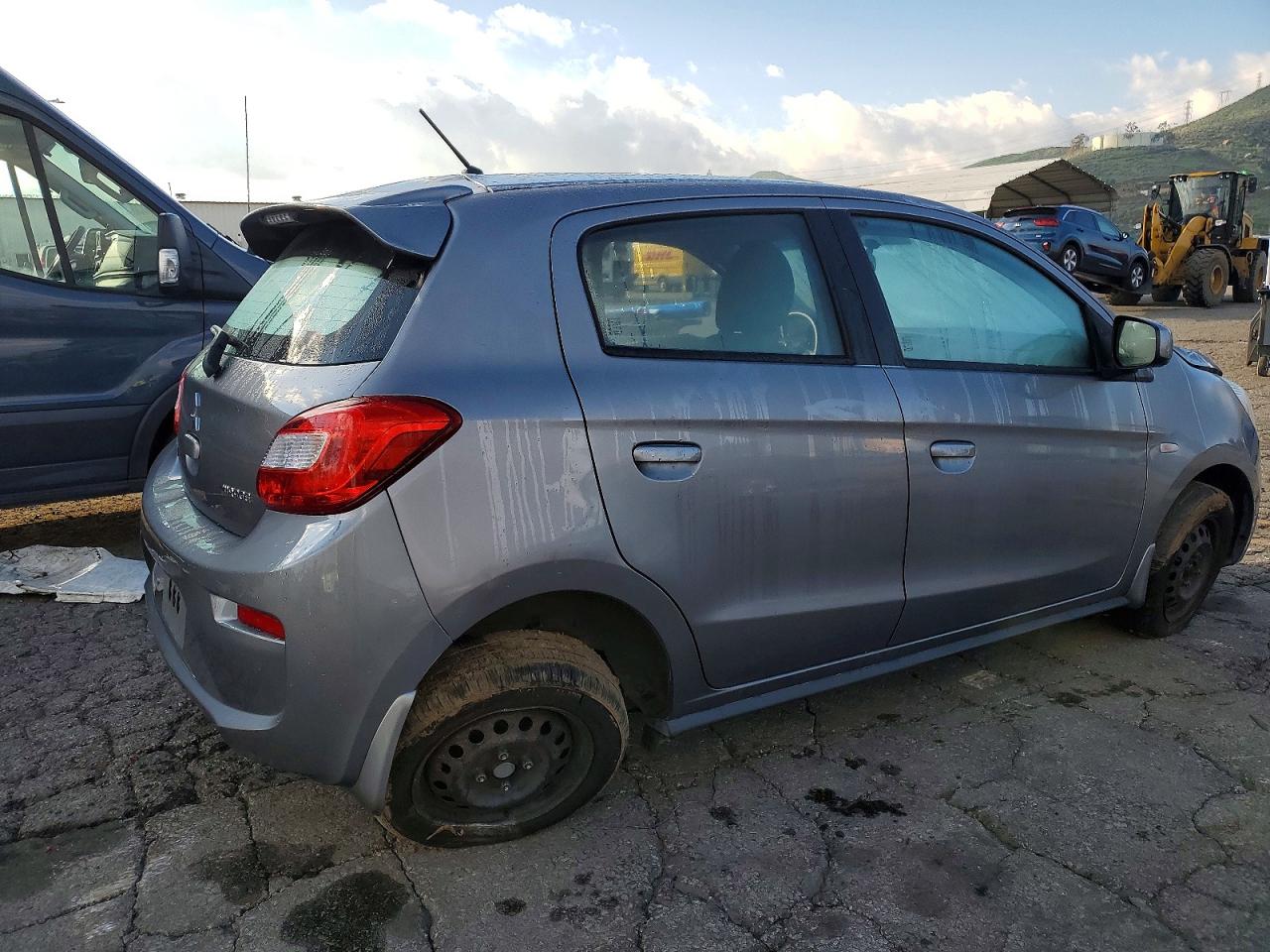 2017 MITSUBISHI MIRAGE ES photo 3