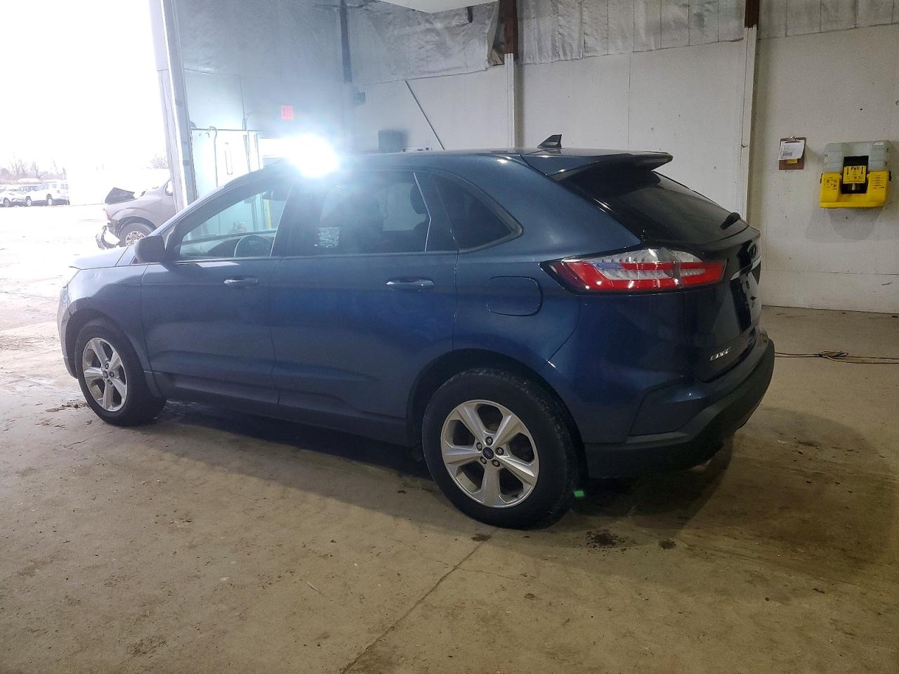 2019 FORD EDGE SE photo 2