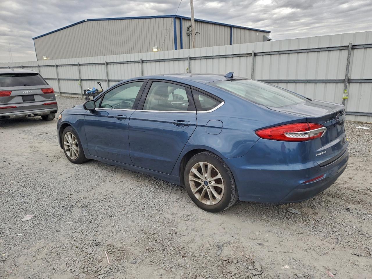 2019 FORD FUSION SE photo 3