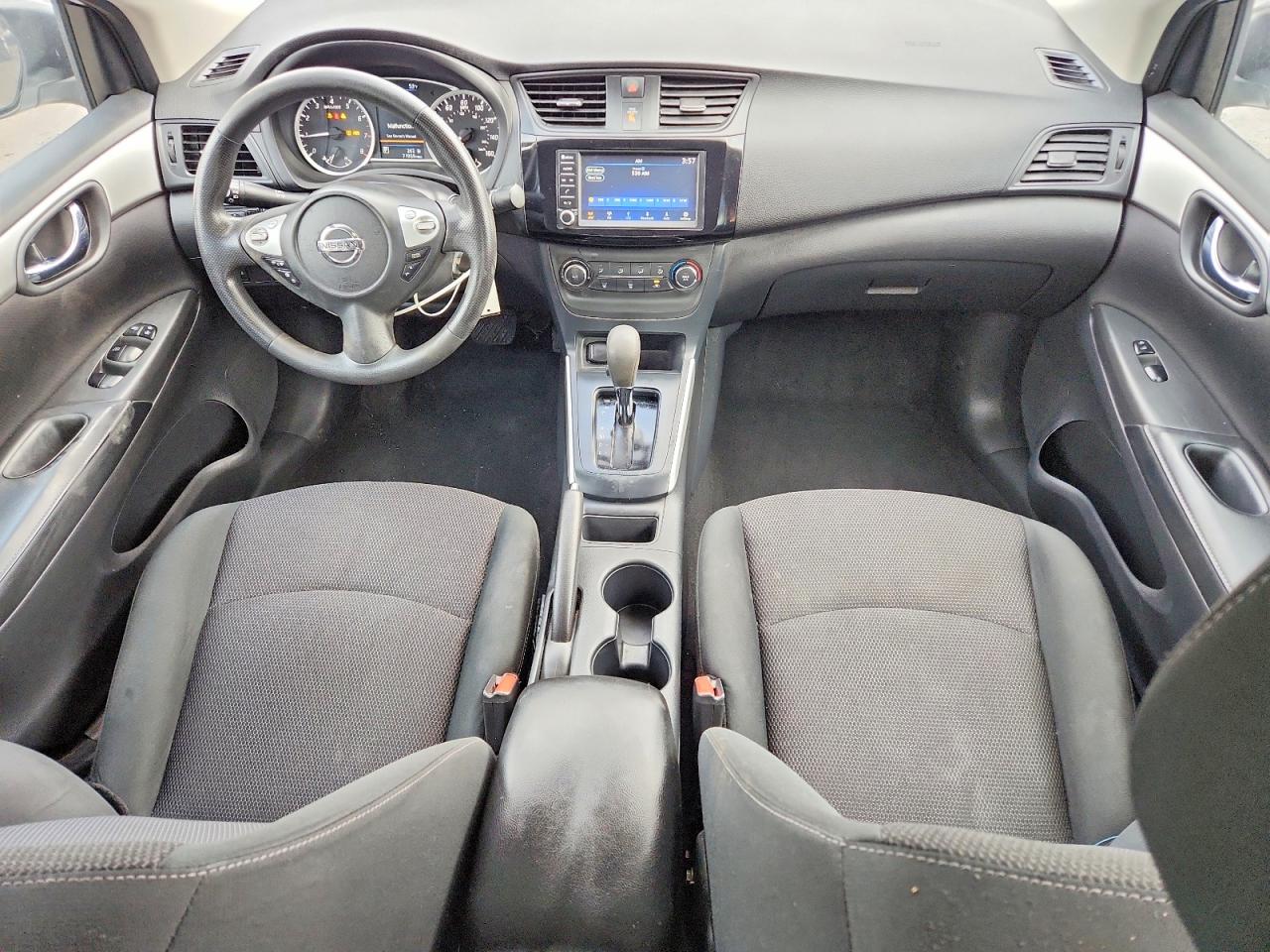 2019 NISSAN SENTRA S photo 8