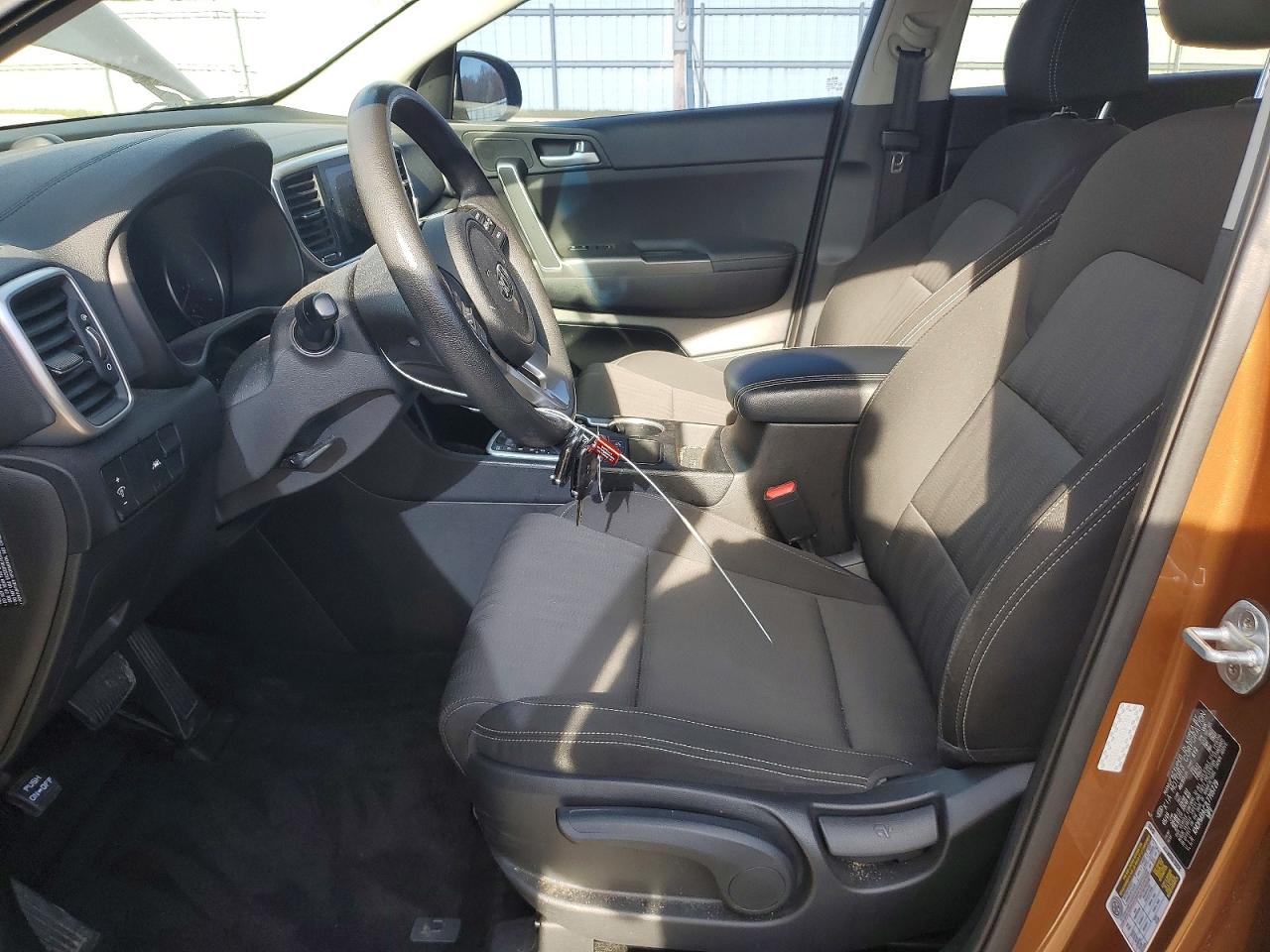 2020 KIA SPORTAGE LX photo 7