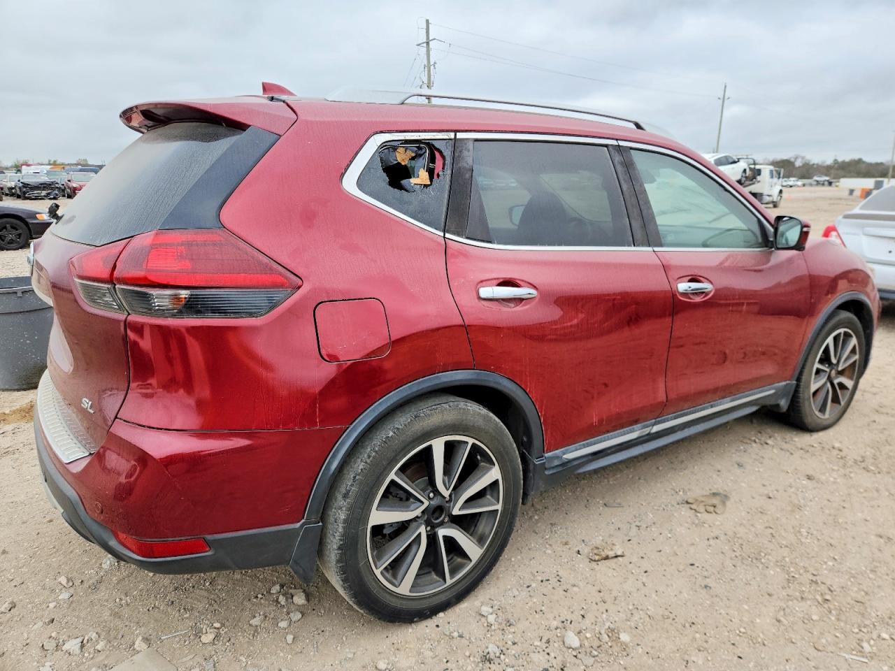 2019 NISSAN ROGUE S photo 3