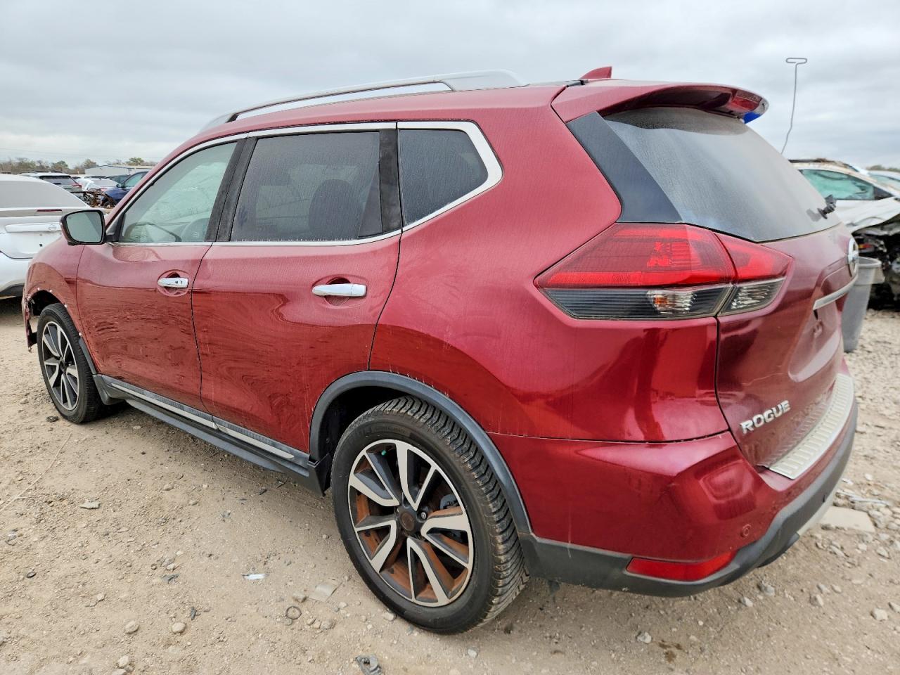 2019 NISSAN ROGUE S photo 2
