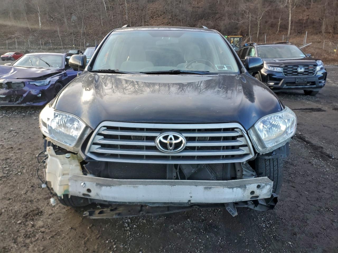 2009 TOYOTA HIGHLANDER photo 5