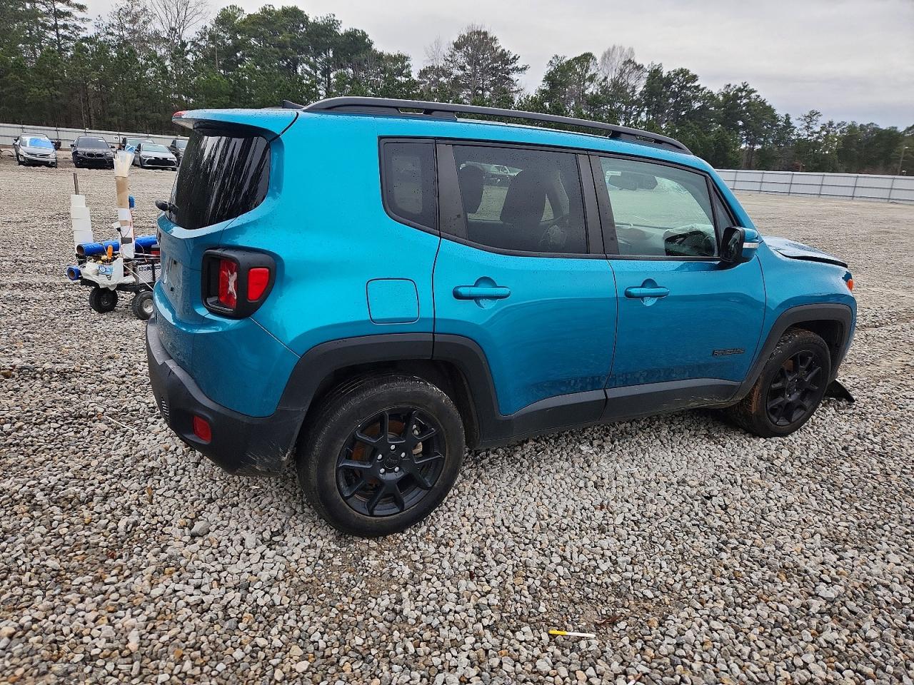 2020 JEEP RENEGADE LATITUDE photo 3